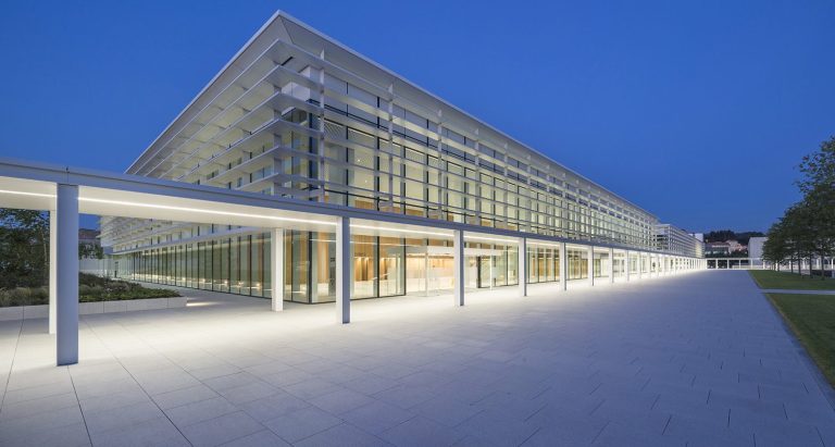 Edificis de serveis de la seu central d’Inditex a Arteixo