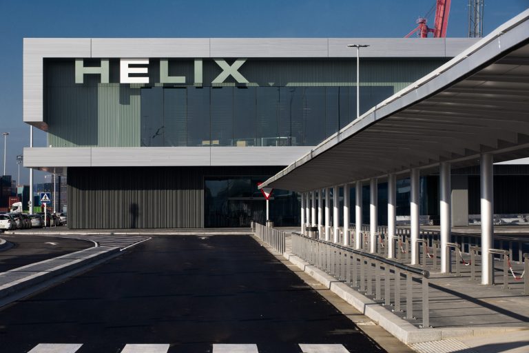 Helix Cruise Terminal al port de Barcelona