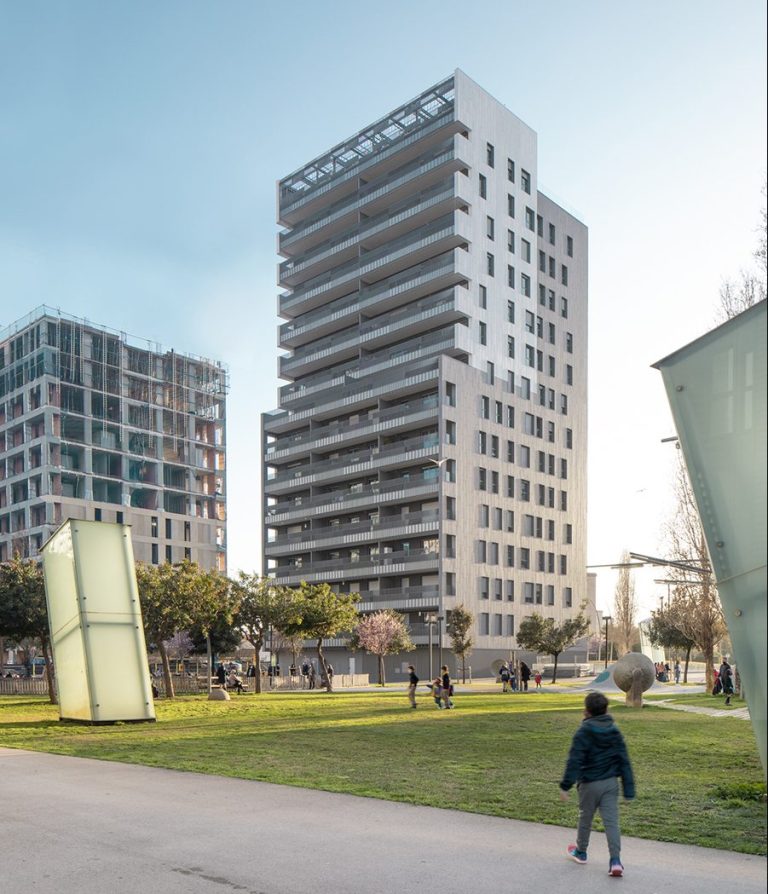 Edifici Cook a l’Hospitalet de Llobregat