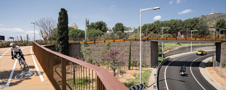 El carril bici de Barcelona – Esplugues, noticia en el diario “The Guardian”.