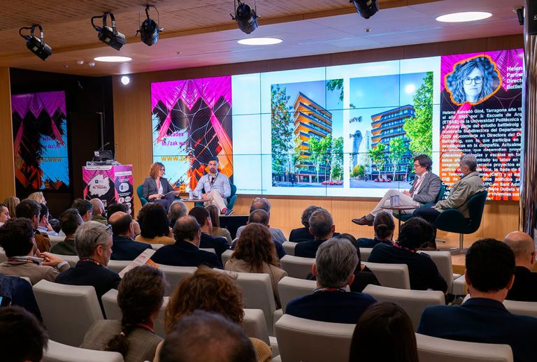 Batlleiroig forma part de les conferències de la 116º edició de l’esdeveniment Zak World of Façades