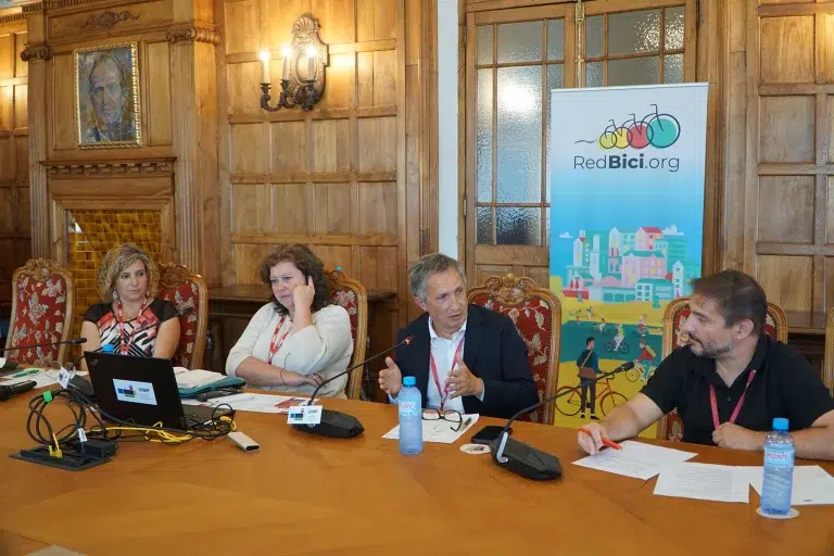 Enric Batlle participa en la trobada RedBici 2025