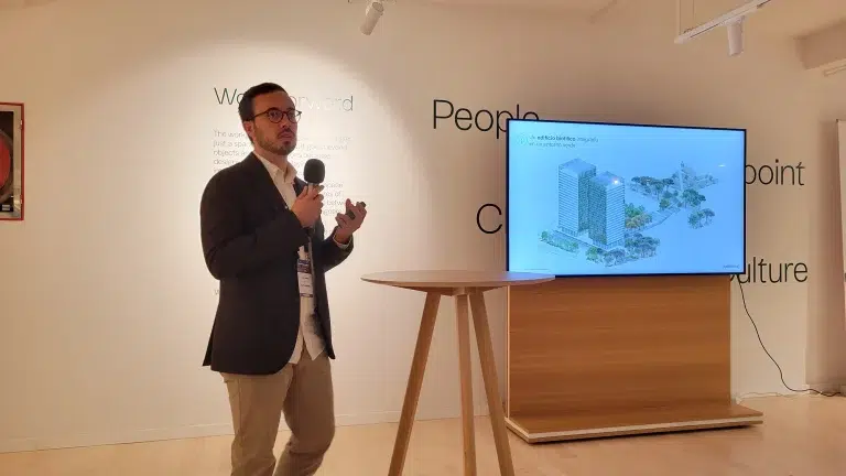 Ross Pérez participa en la trobada “Arquitectura Residencial: Flex Living y Student Living” de Vía Construcción