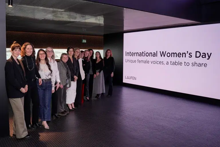 Helena Salvadó va assistir a “Unique Female Voices: A Table to Share”, organitzat per Roca i Laufen